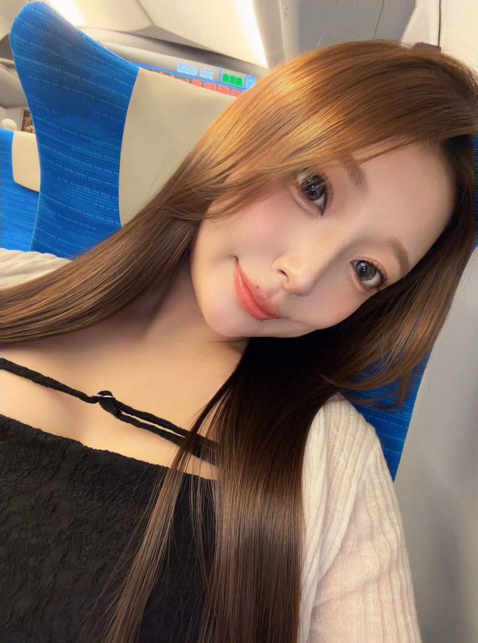 泡白さな 5