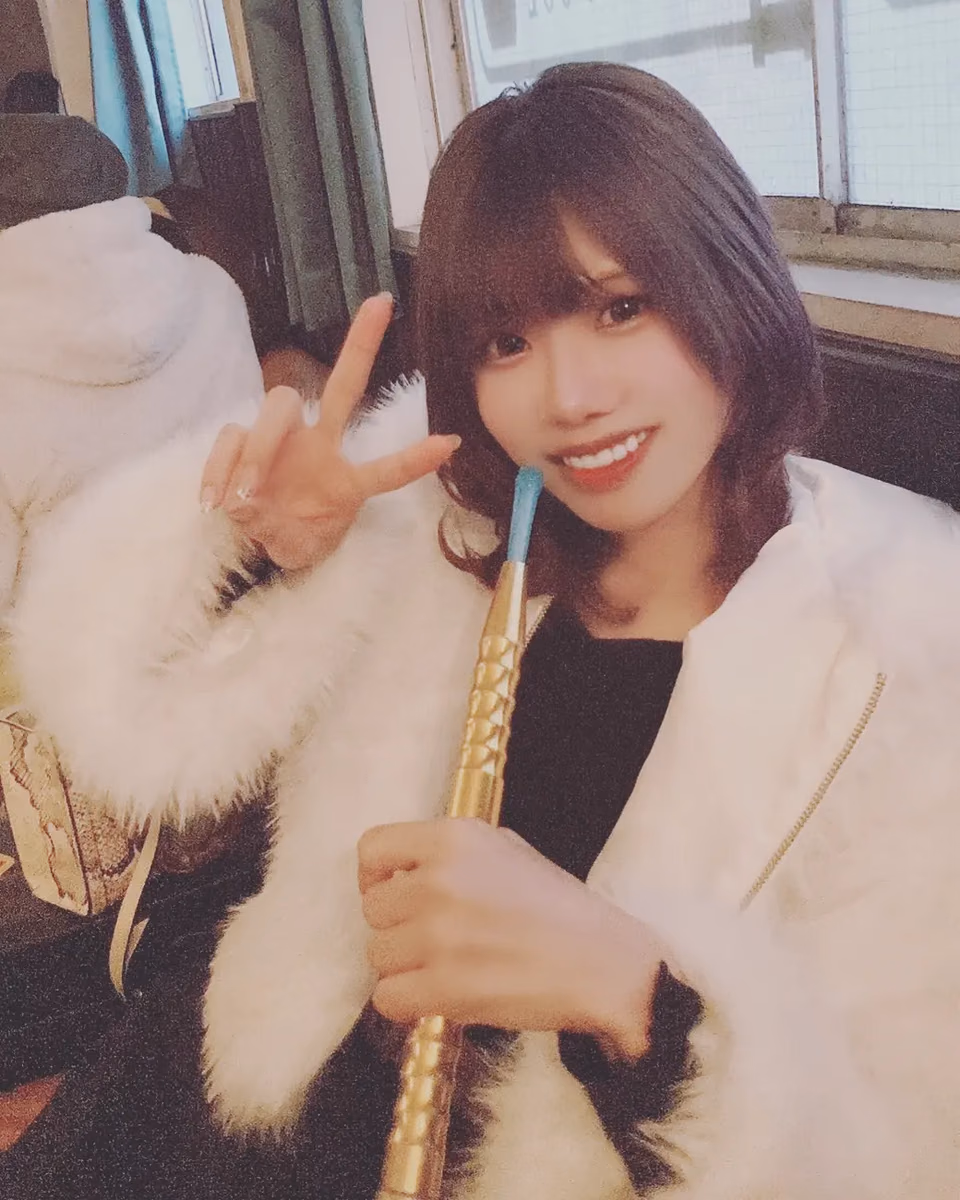 유이나 사키 3