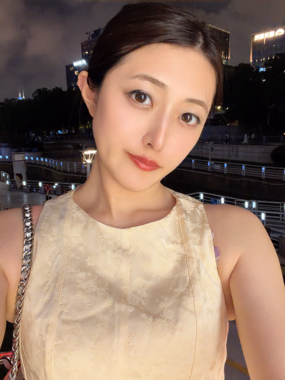 아다치 미오 9