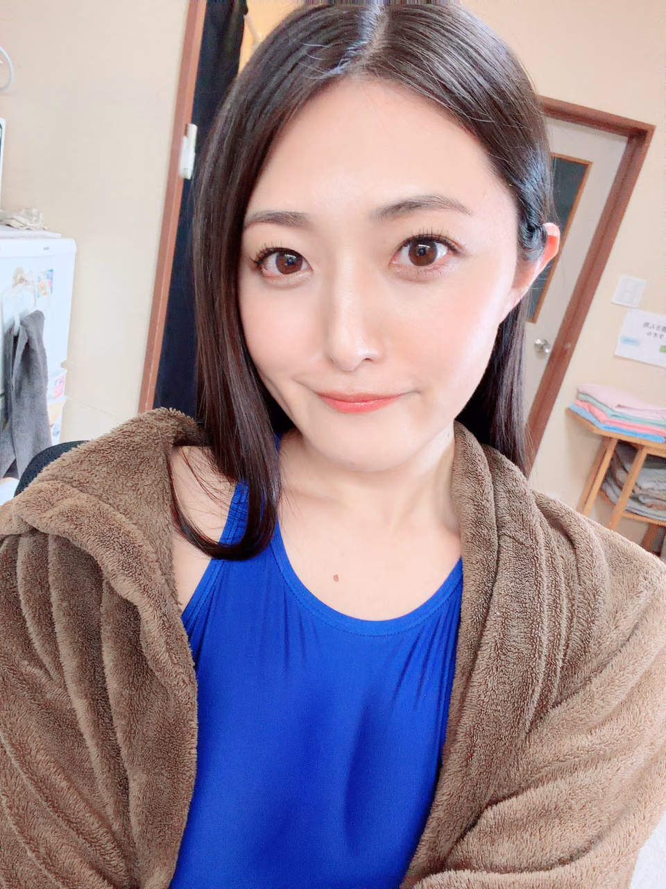 아다치 미오 11