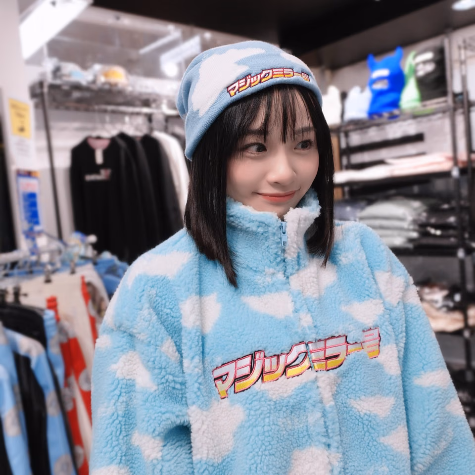 카논 우라라 25