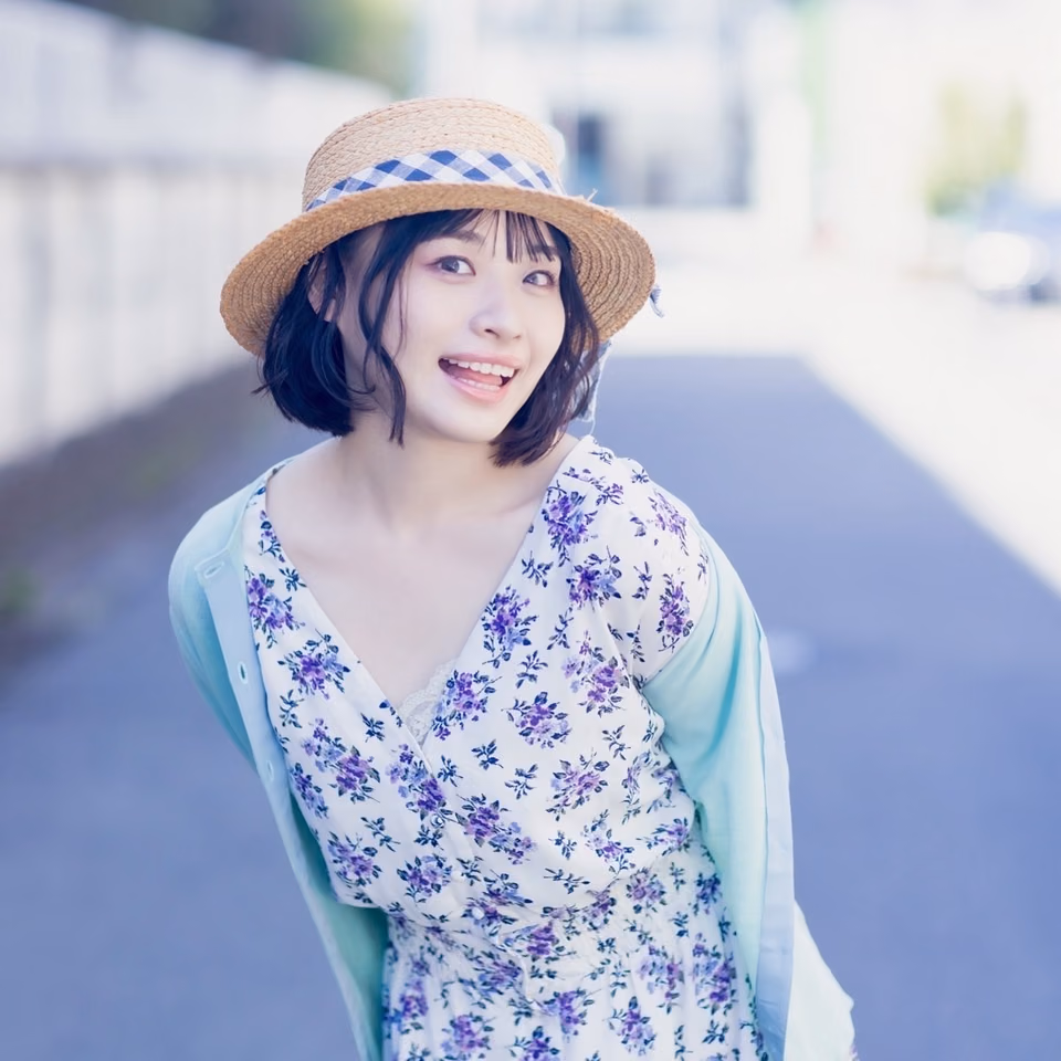 카논 우라라 28