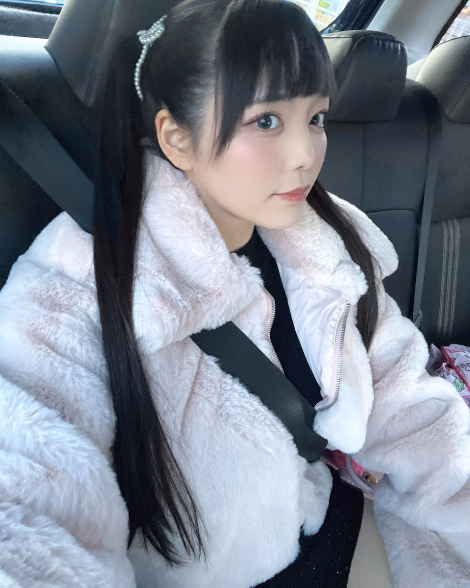 코이부치 모모나 7