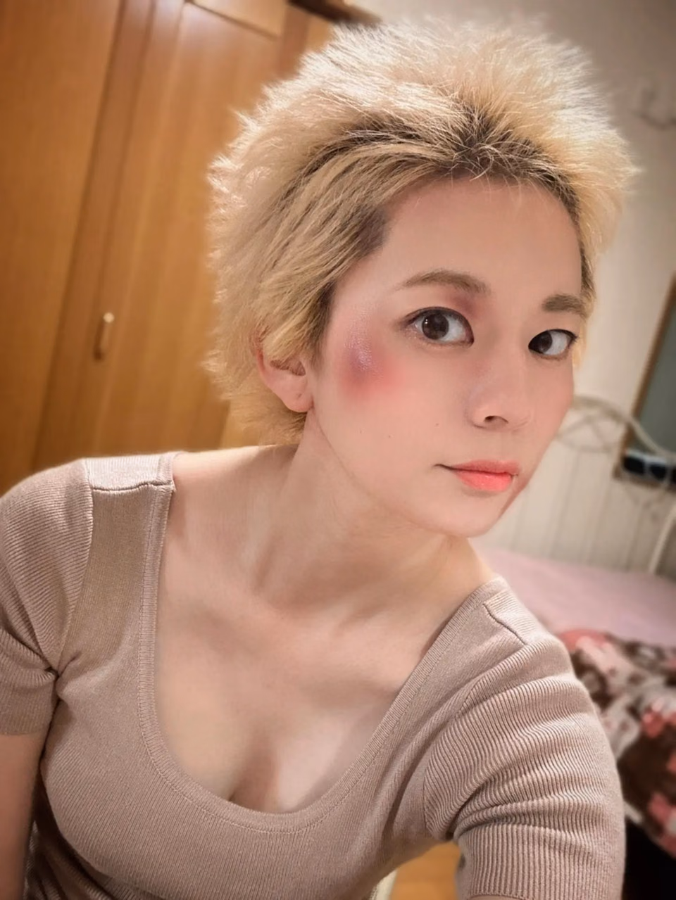 平泉栞奈 4
