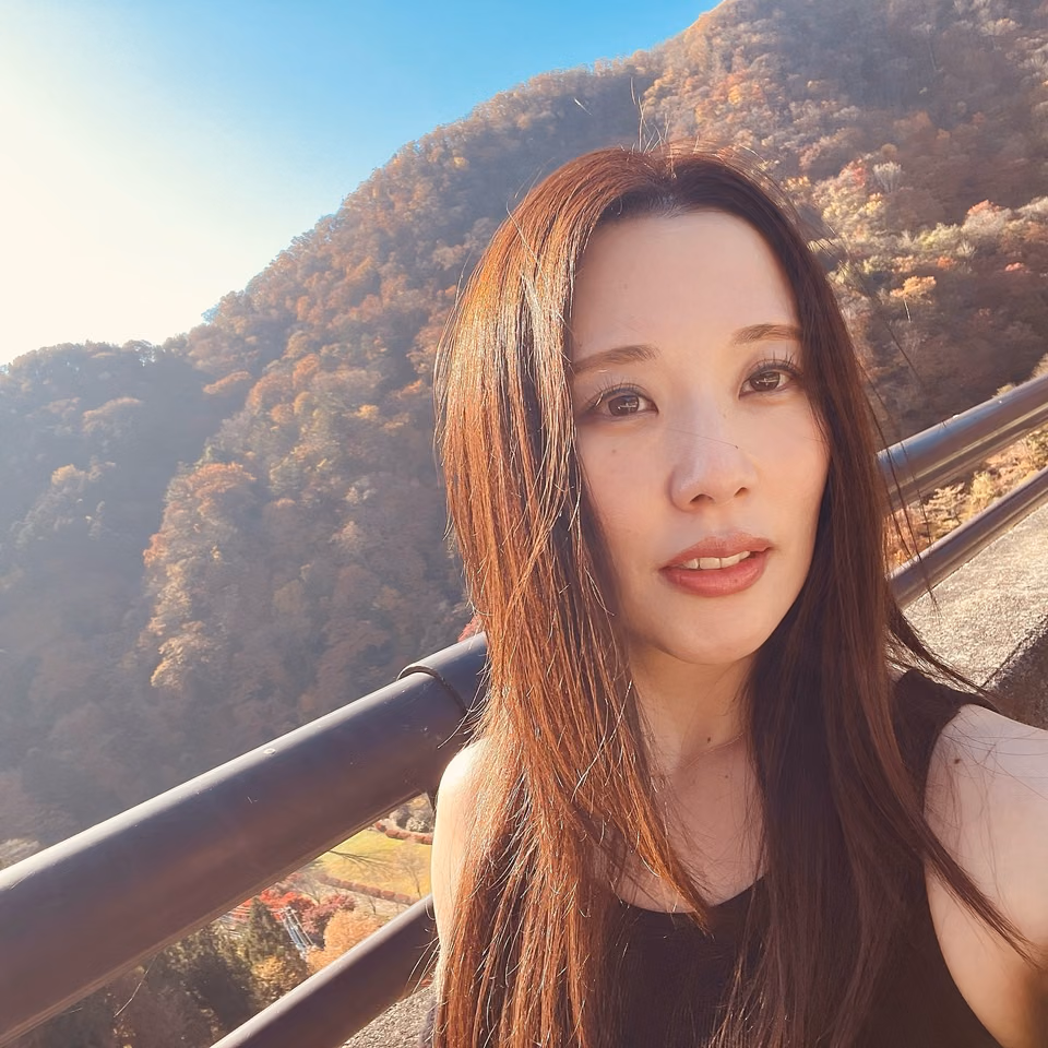 伊東沙蘭 13