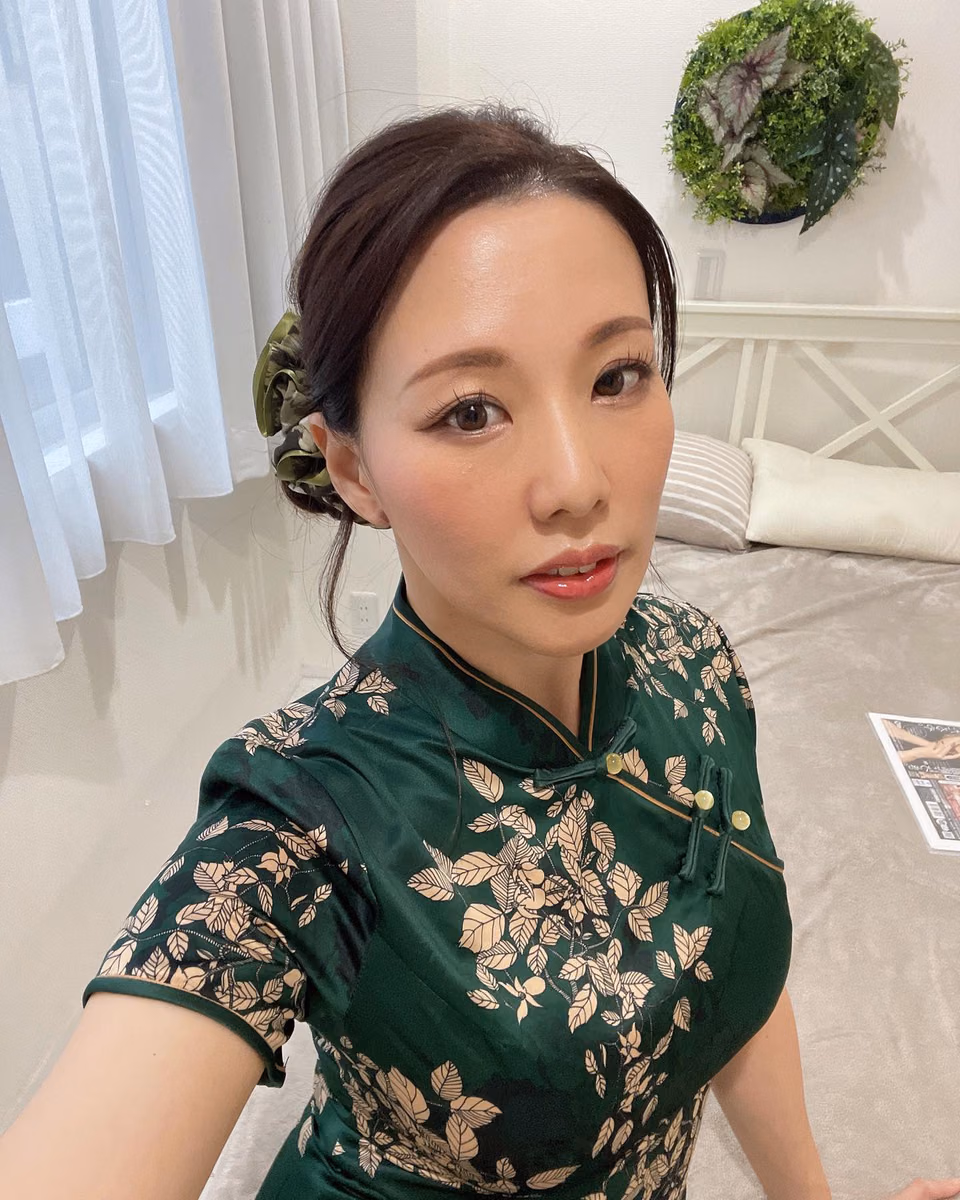 伊東沙蘭 15