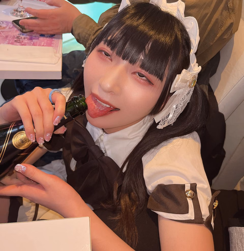 아다치 메루 17