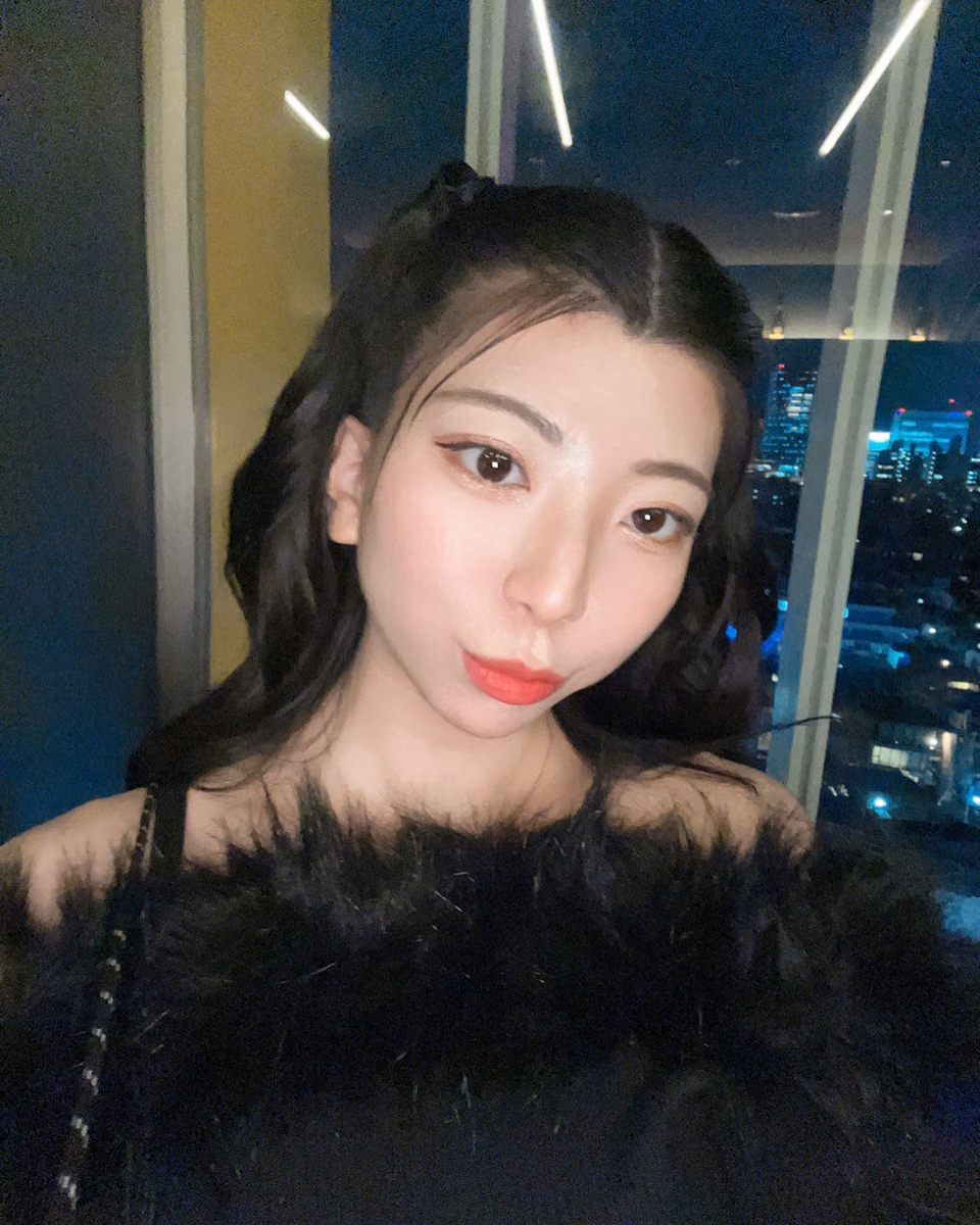 모모사키 미이로 23
