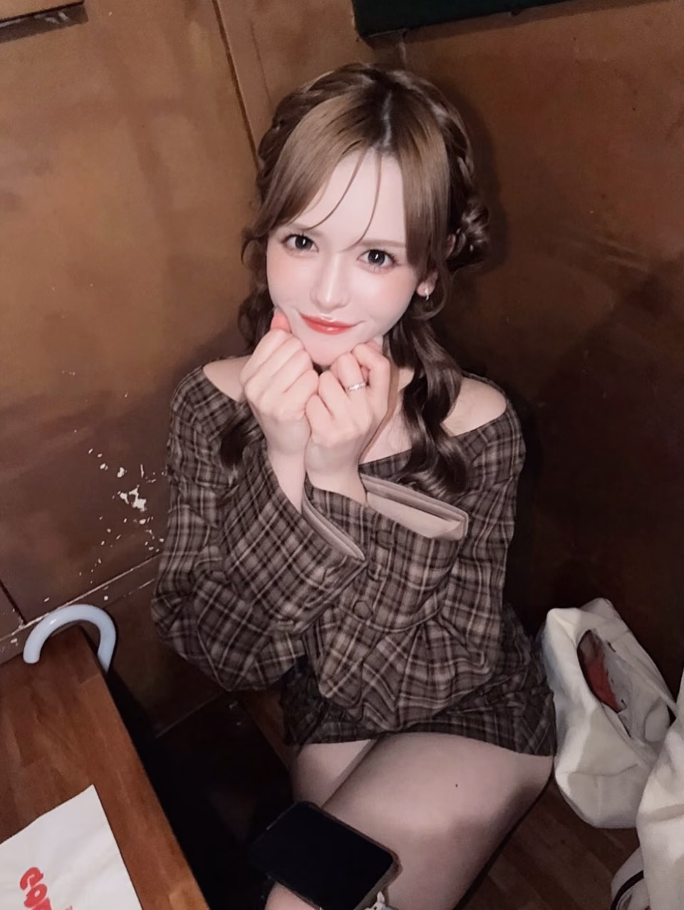 히즈루 에마 25
