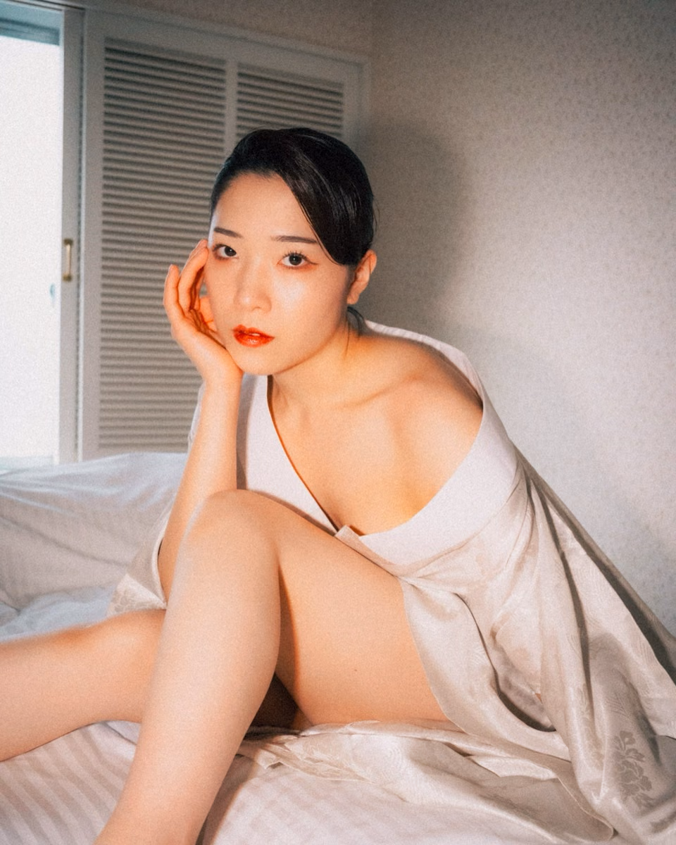 美波沙耶 13