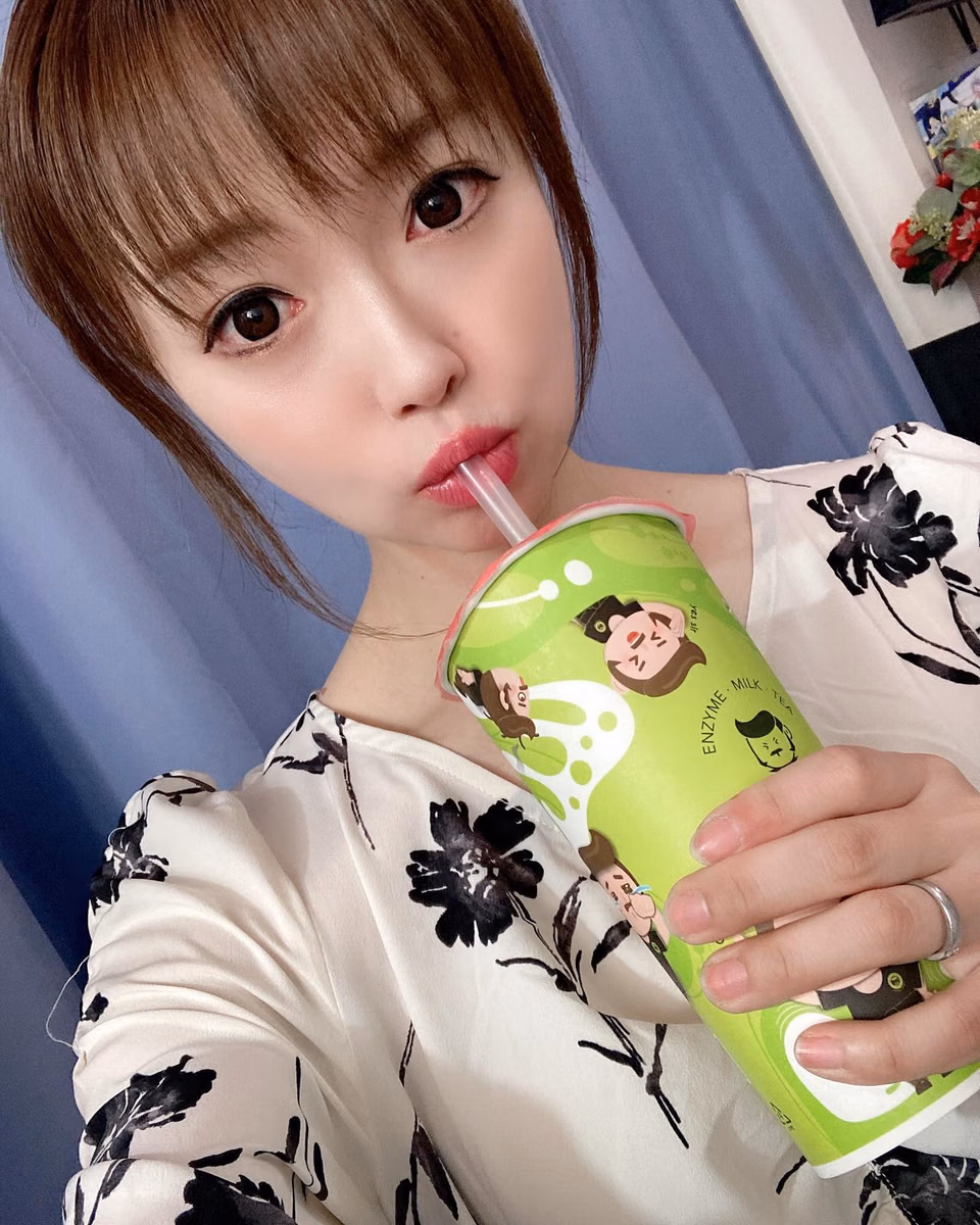 세나 아유무 15