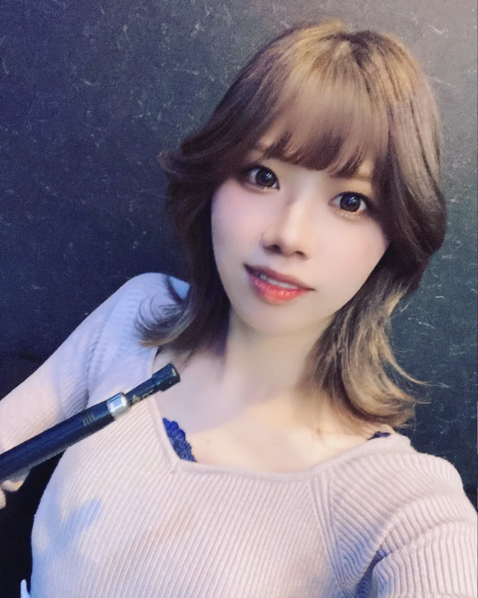 유이나 사키 12