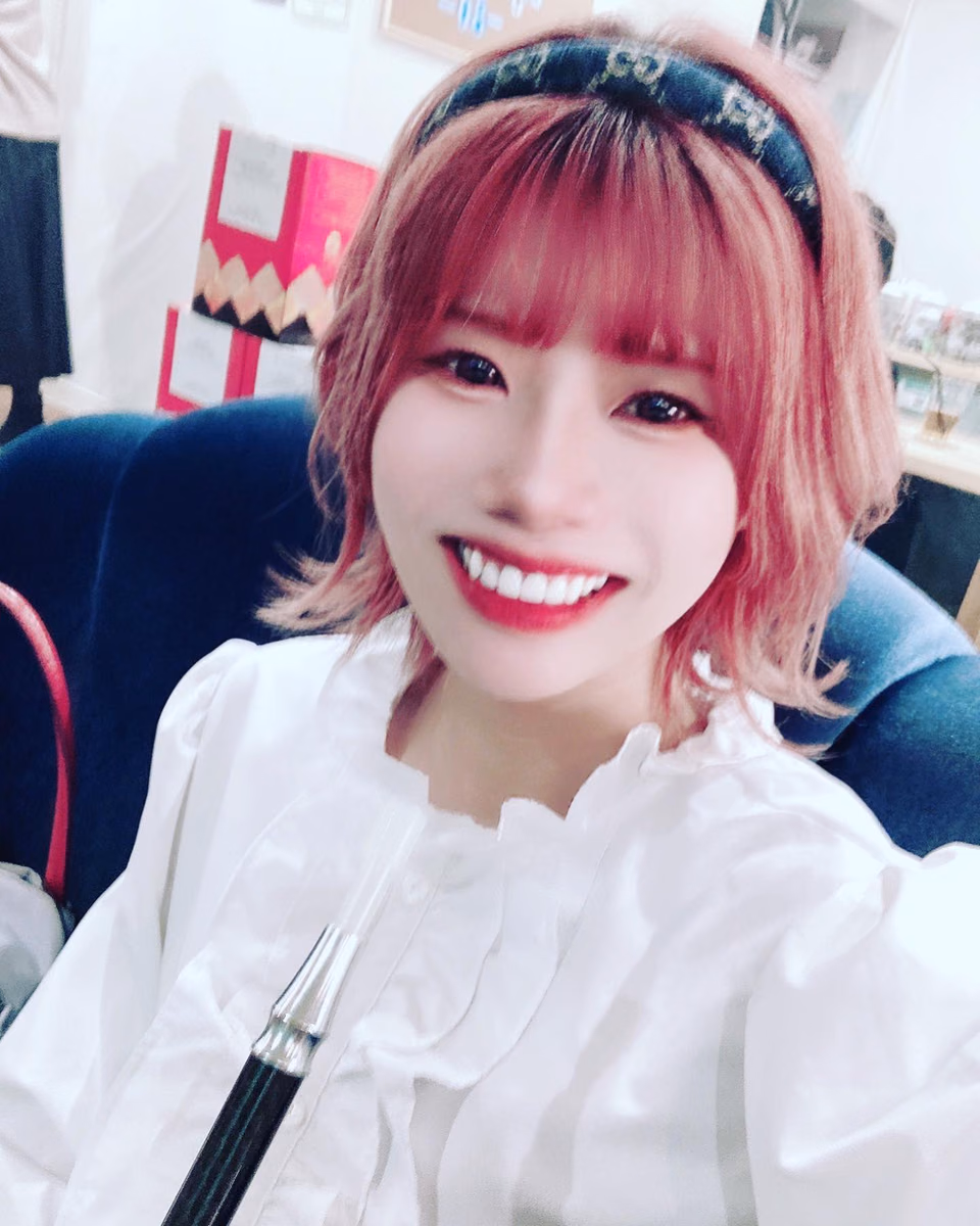 유이나 사키 13