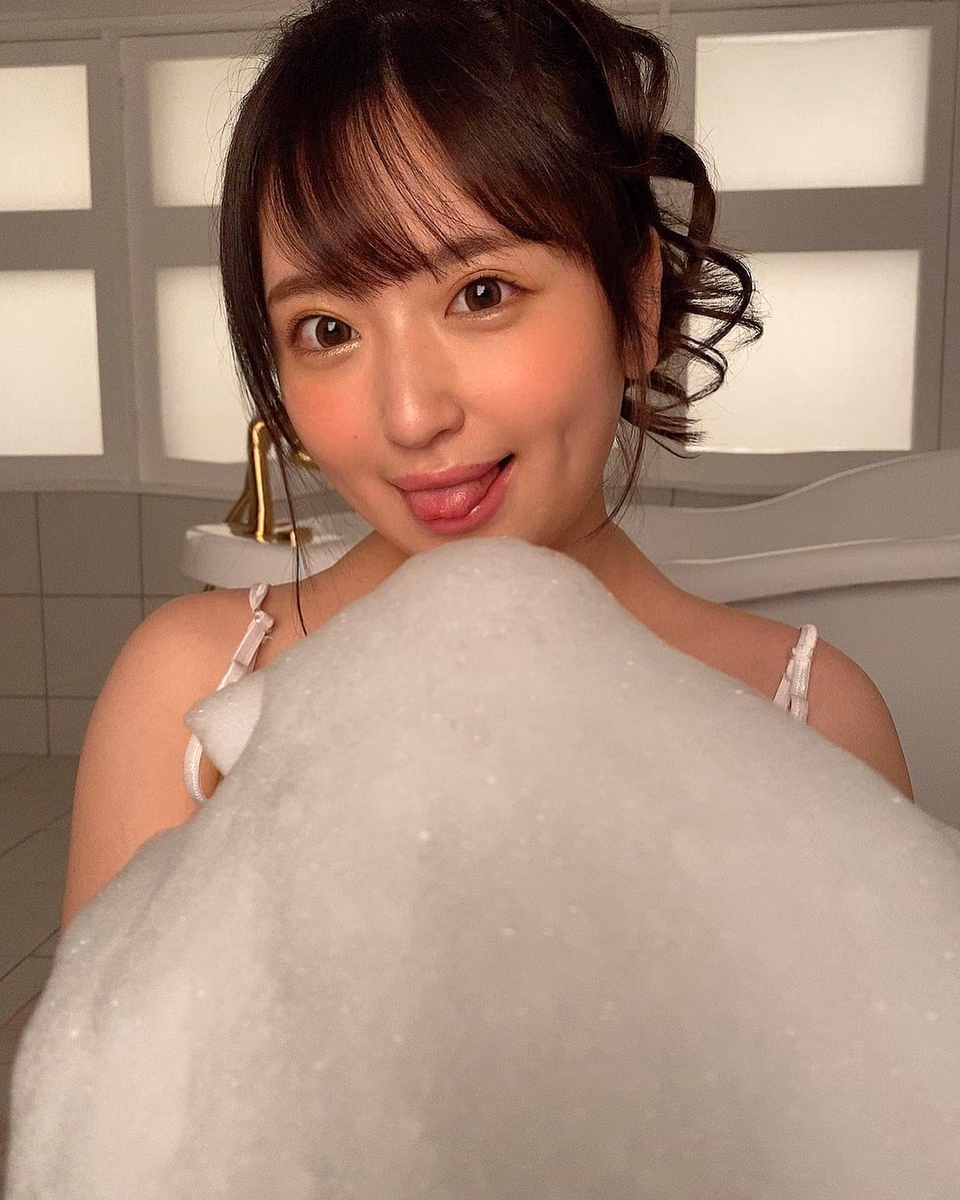 모모지리 카나메 12