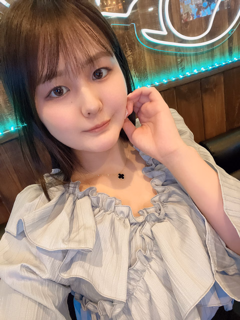 히비키 리카 3