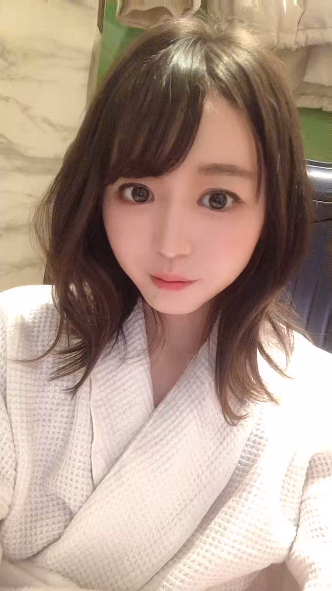 히나타 유라 15