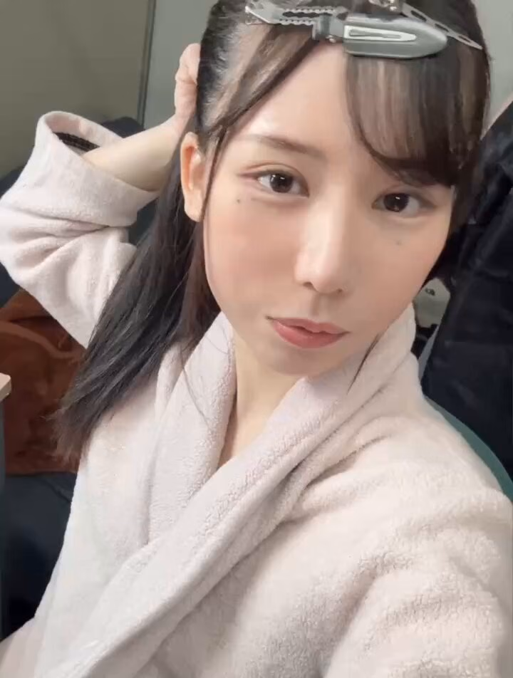 모모사키 키카 17
