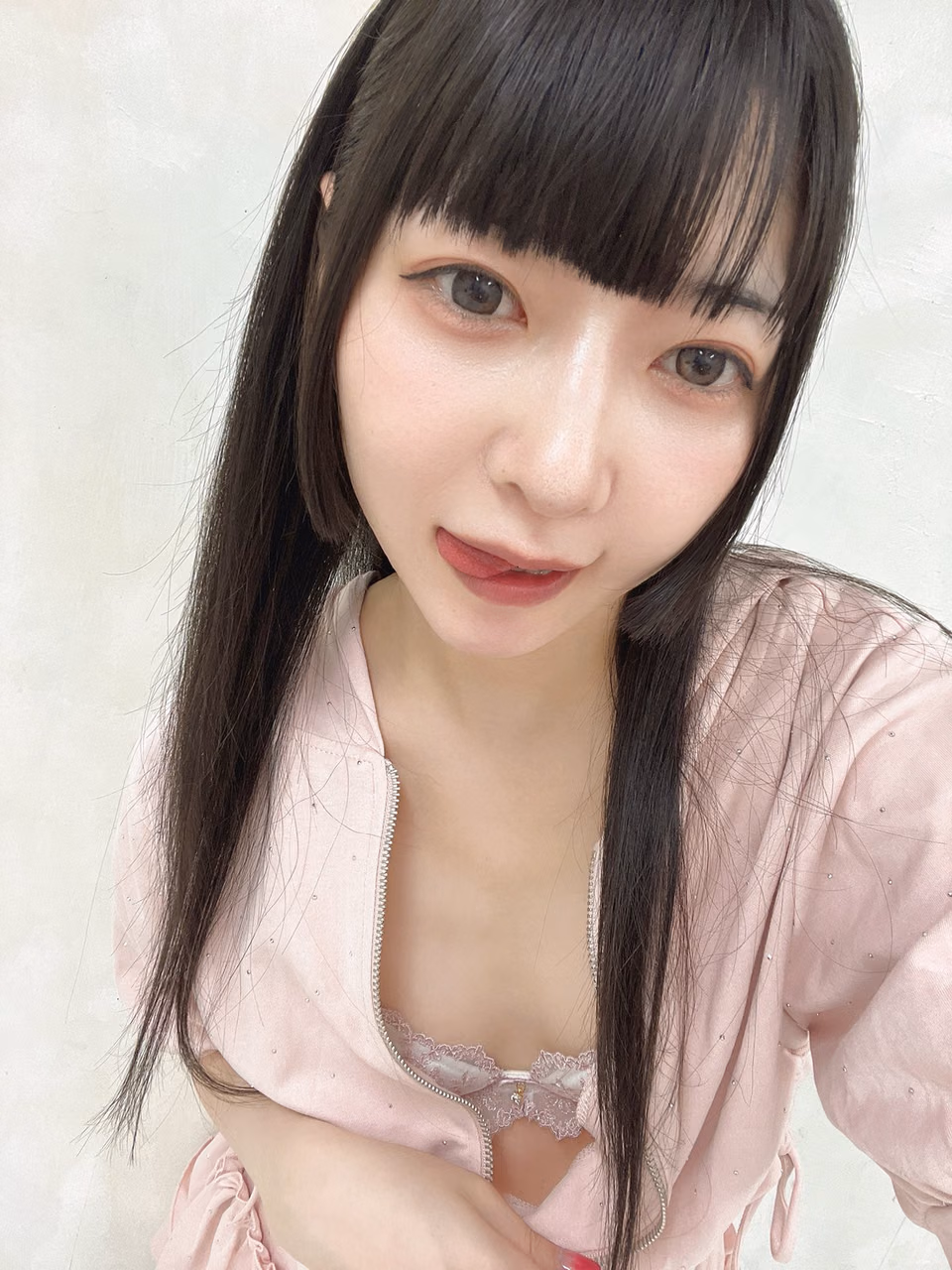아다치 메루 25