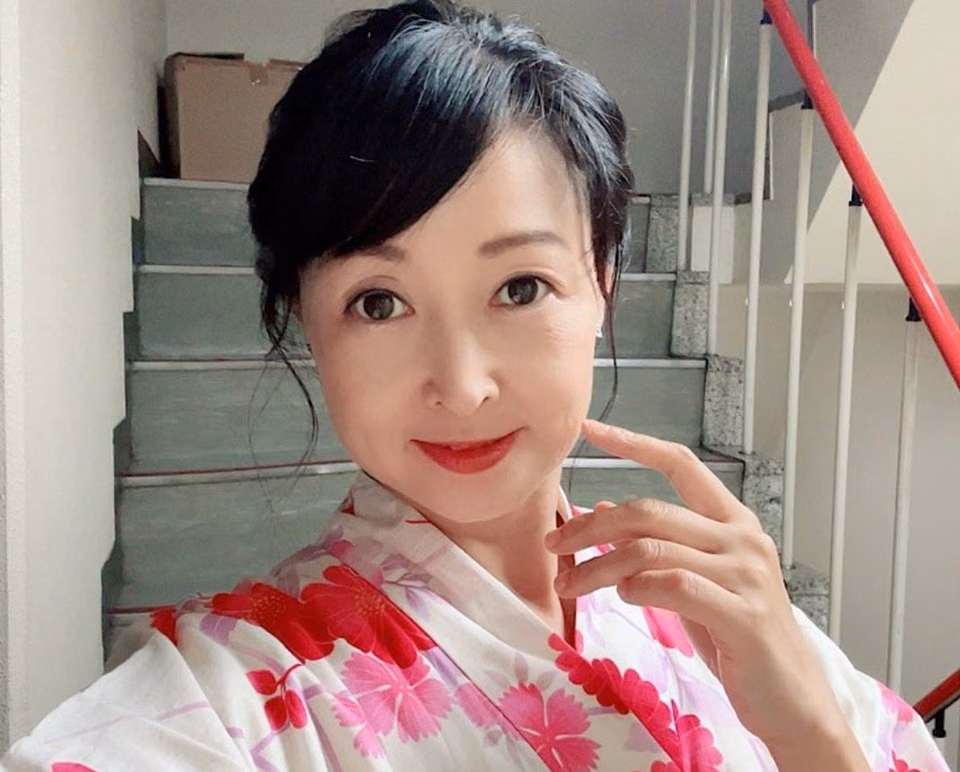 타카쿠라 리나 8